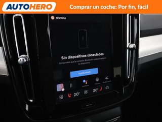 Volvo XC40 2.0 B3 Mild-Hybrid Plus Dark 2WD