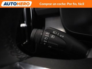 Volvo XC40 2.0 B3 Mild-Hybrid Plus Dark 2WD
