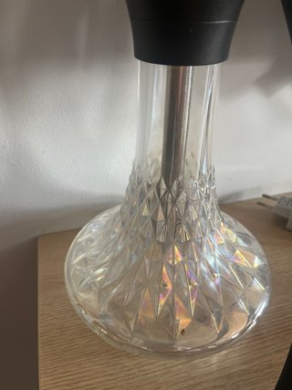 Jarrón decorativo de cristal tallado