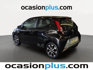 Toyota Aygo 1.0 70 x-play 53 kW (72 CV)
