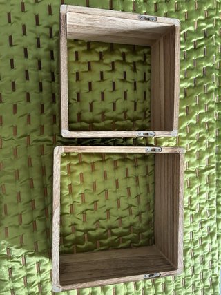 Estantes de madera decorativos