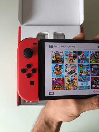 Nintendo Switch OLED Edición Mario Roja
