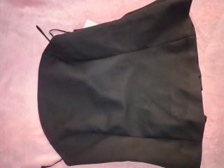 Top negro con tirantes