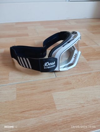 Gafas Deus Ex Machina Negro/Dorado
