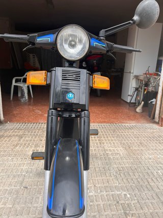 Vespino ALX Negro