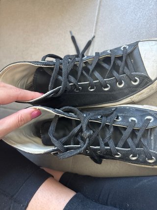 Converse negras altas