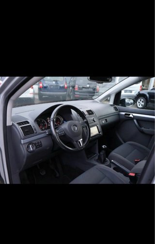 Volkswagen Touran 2012