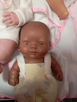 Lote cuna y 3 muñecas bebé