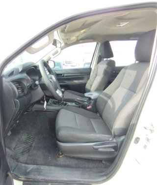 Toyota Hilux 2.4cc 150cv DIESEL MANUAL AÑO 2023
