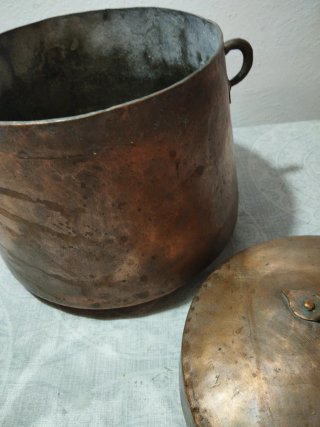 Olla Antigua Cobre y Latón