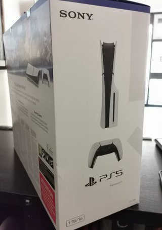 Sony PS5 Slim 1TB con Lettore Disco
