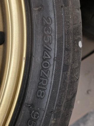 Llantas Subaru Doradas