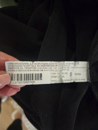 Pantalón negro raso