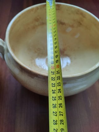 Dos Soperas antiguas