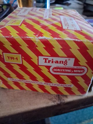 Scalextric. Transformador Triang.