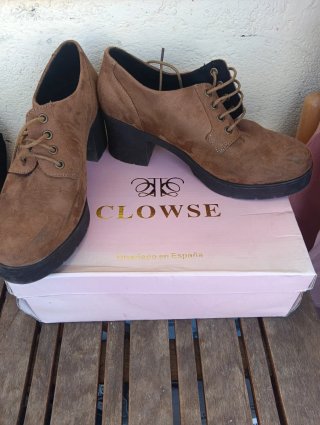 Zapatos Clowse Marrones Tacón
