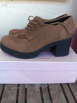 Zapatos Clowse Marrones Tacón