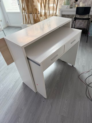 Mostrador/Escritorio Extensible Madera y Blanco