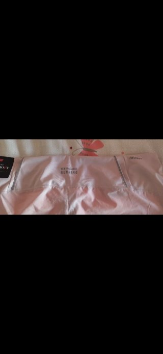 New Balance Shorts Deportivos   Naranja y blanco