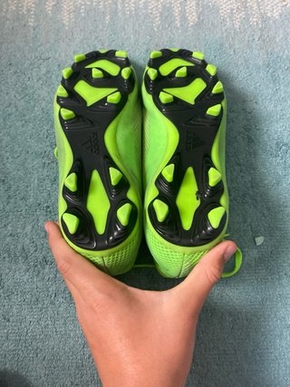 Botas de fútbol Adidas verdes
