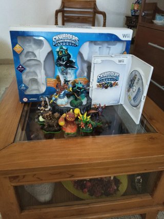 Skylanders Spyro's Adventure Wii + Figuras
