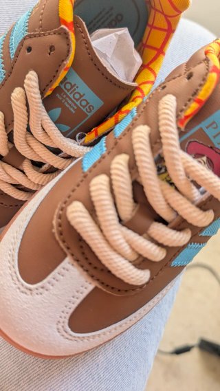 Adidas Toy Story Talla 33
