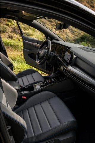 Volkswagen Golf 2024