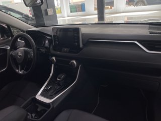 RAV4 2.5l 220H Business 4WD