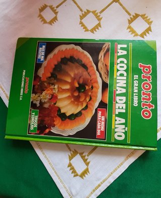 PRONTO. EL GRAN LIBRO DE LA COCINA DEL AÑO