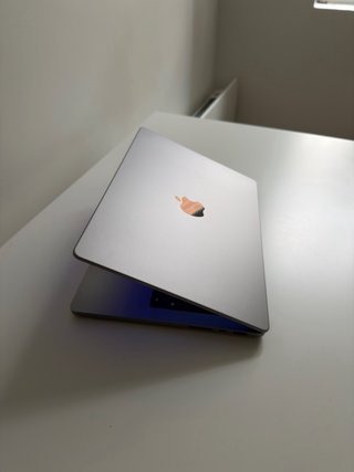 MacBook Pro M2 Max 32GB 1TB 12 CPU 30 GPU