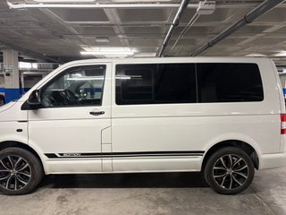 Volkswagen Transporter T5 2011