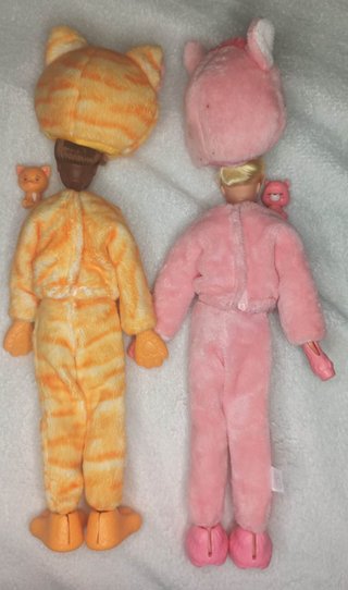 Barbie Cutie Reveal Muñecas