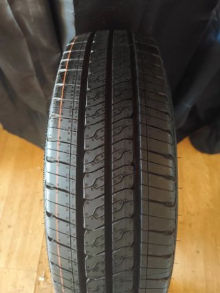 Neumático Dunlop EconoDrive LT 205/75 R16 C