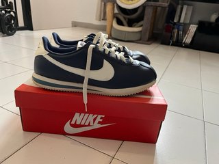 Nike Cortez Azul y Blanco precio negociable