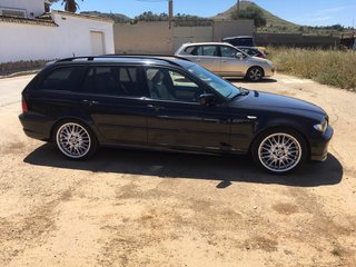 BMW 330i TOURING E46