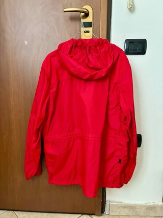 Woolrich K-way rosso taglia “M” Europea