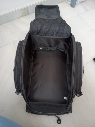 Mochila Ultimate Speed con funda de lluvia