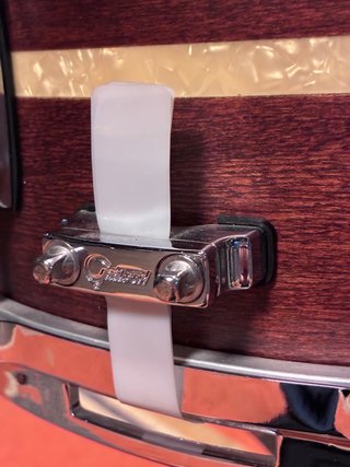 Caja Gretsch Renown Maple 14x6'5 Walnut/Pearl Inla