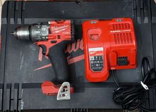 Taladro Milwaukee Fuel + Cargador M12