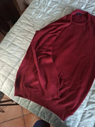 Maglioncino girocollo bordeaux