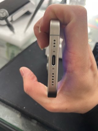 iPhone 15 Pro 128GB Plata