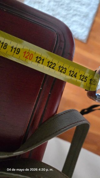 Cómoda de madera vinrage con 4 cajones