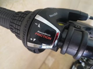 Bici MTB Marca: TOPBIKE Modelo: 80S, 26", M/L