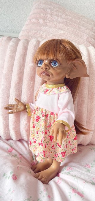 Muñeca Elfo con vestido floral