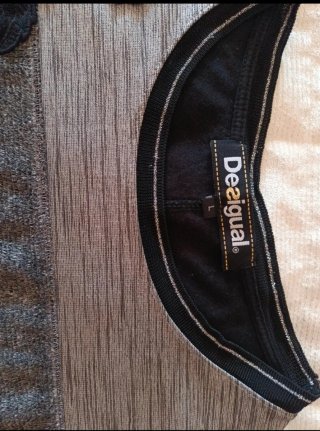 Blusa Desigual gris y negra