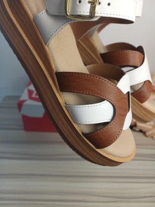 Sandali donna bianchi e marroni tg 36