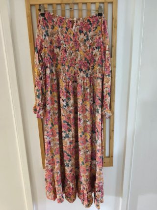 Vestido largo floral talla única.