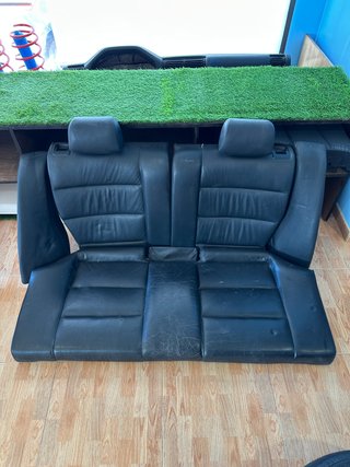 BMW E36 INTERIOR TRASERO