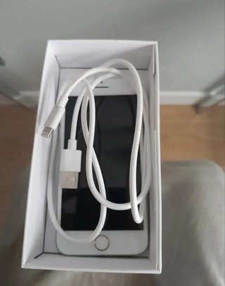 iPhone 7 128GB Argento - Buone condizioni