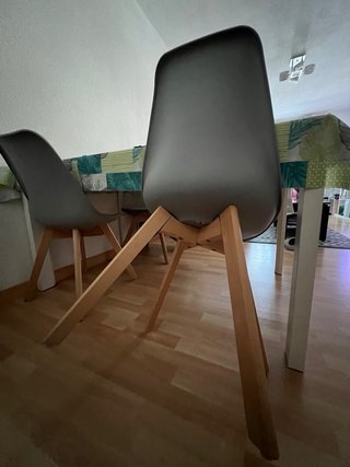 3 Sillas Comedor Plástico y Madera